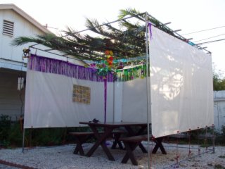 P9290074-sukkah.jpg